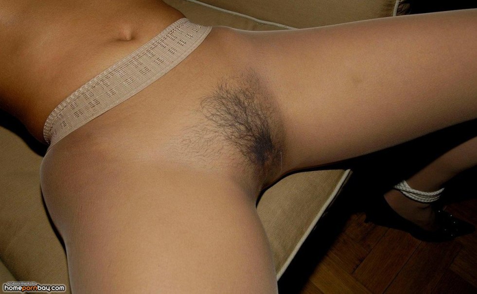 Female pubes in pantyhose
