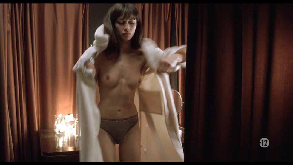 Olga Kurilenko in erotic film