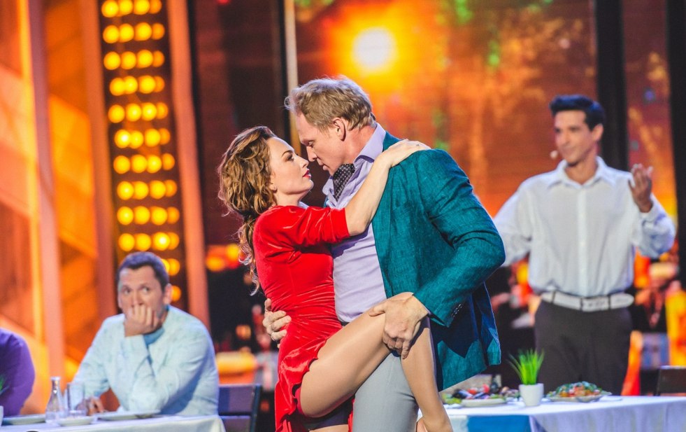 X Show Exhibition for Adults