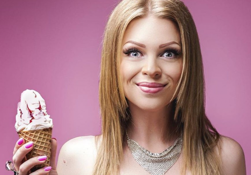 Diesel Show Victoria Bulitko in Lower