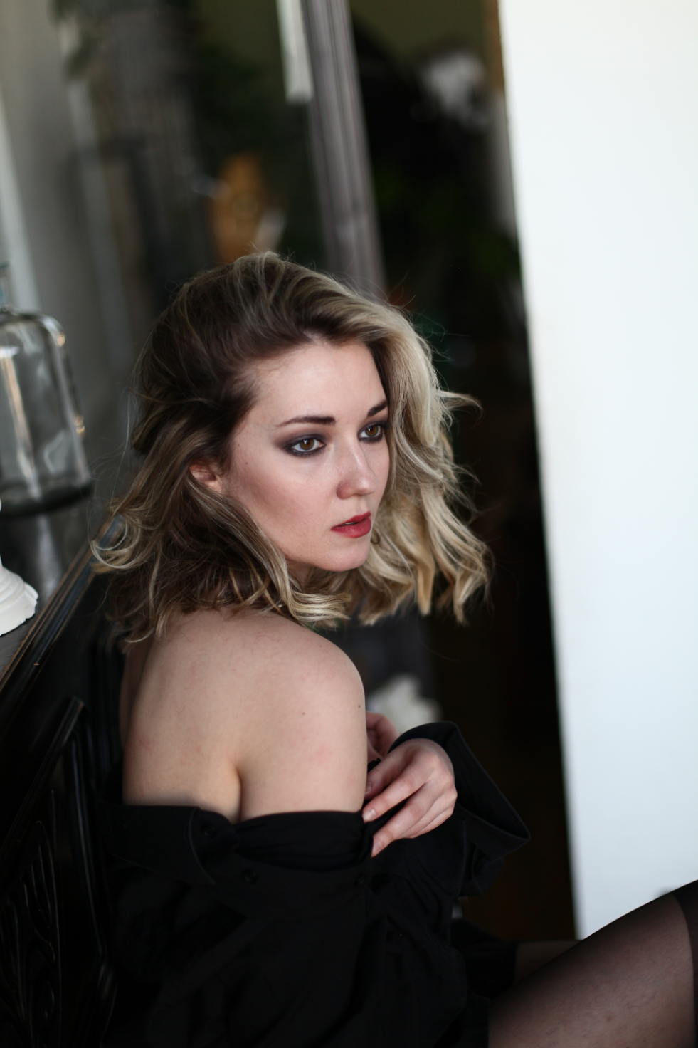 Valentine Lukashchuk naked school