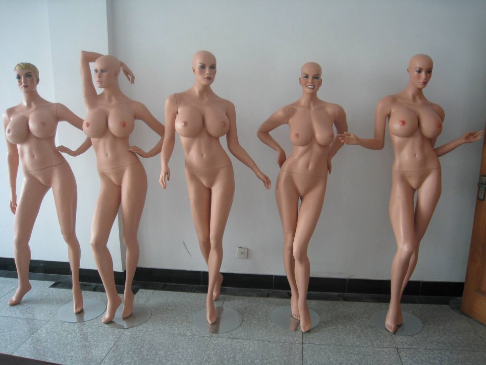 Naked female mannequin with tits