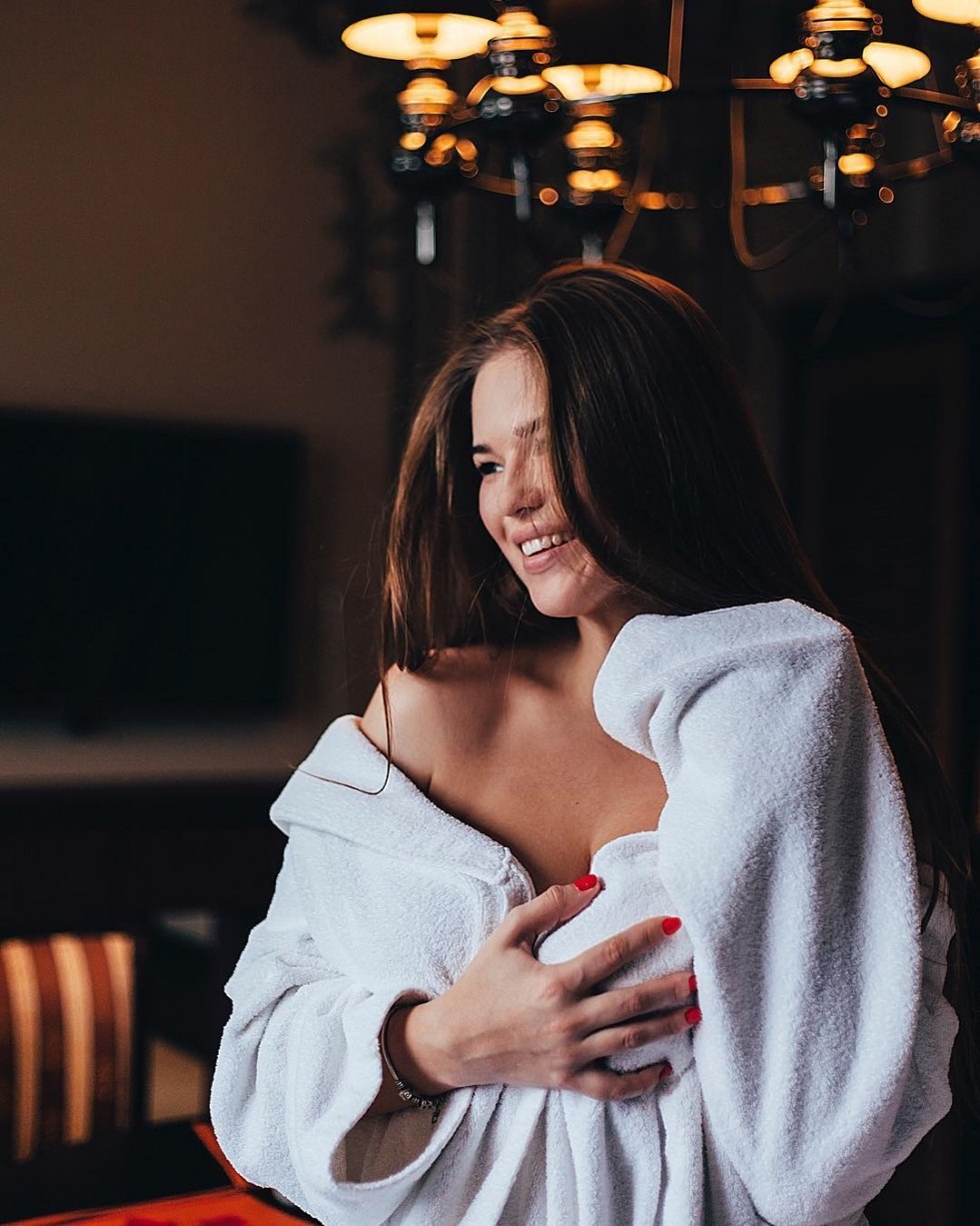 Mila Saifutdinova Beauty and the monster