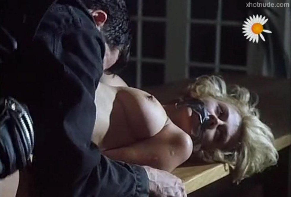 Genzia Rockcafort Naked