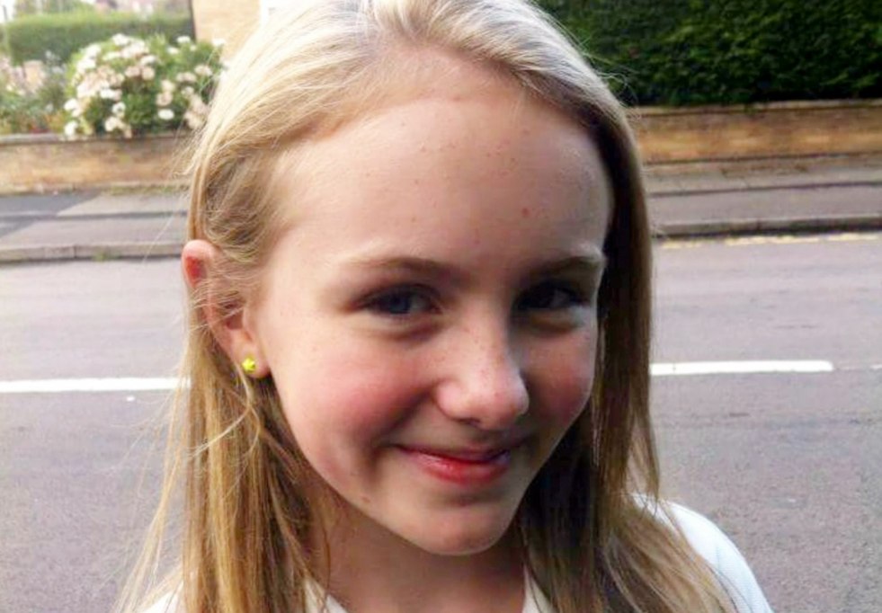 Girls teenagers on the lake