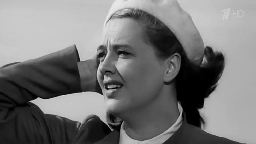 Alina Valera naked in contact