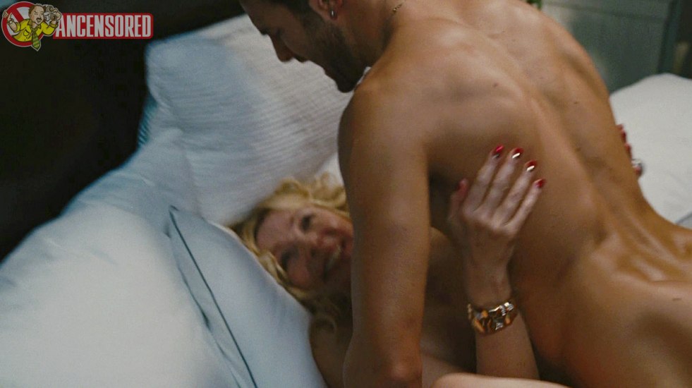 KIM CATTRALL NUDE SEX SCENE IN LIVE NUDE GIRLS PICTURE