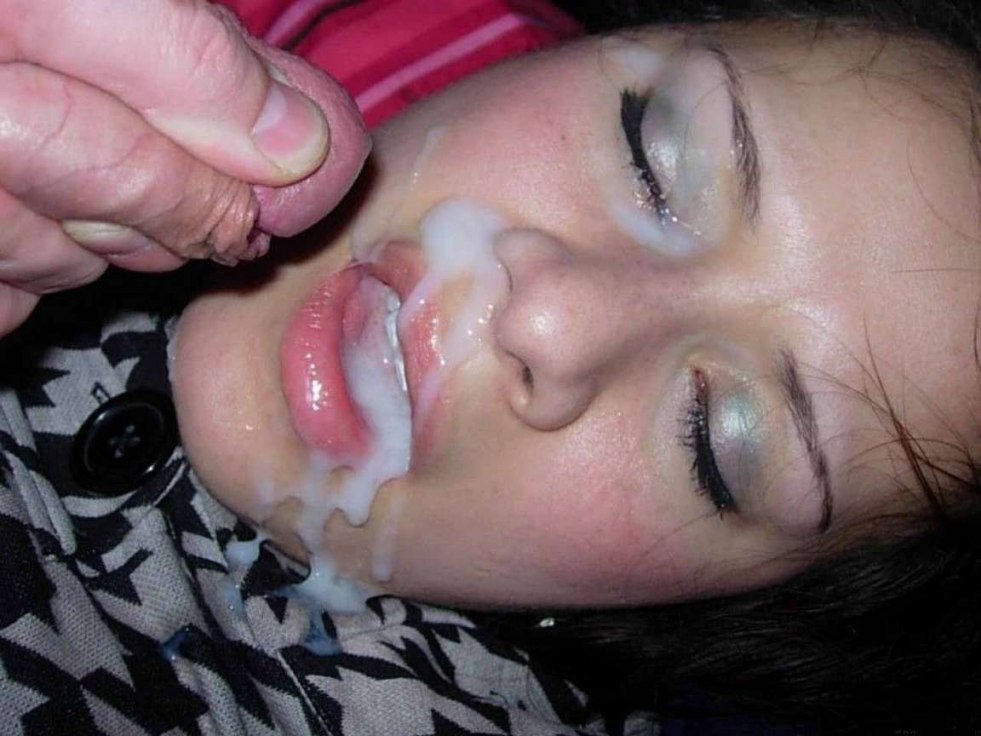 Cumshot on sleeping girlfriend