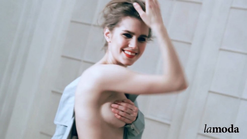 Erotic model Lili H in underwear