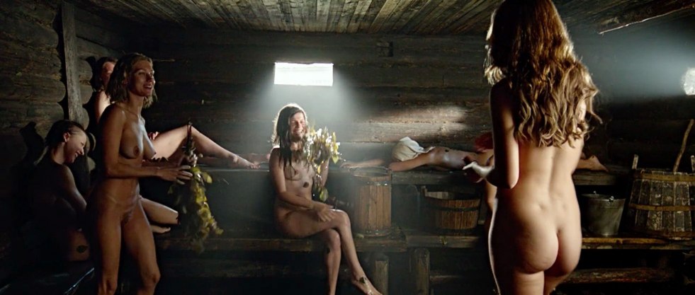 Christina Asmus and dawns here are quiet sauna