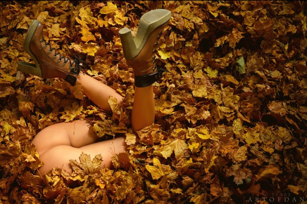 Naked girls for mushrooms