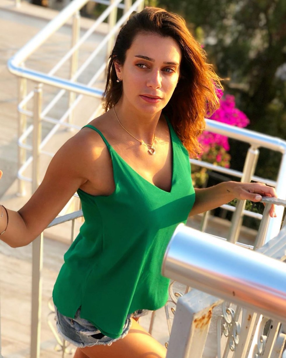 Aishe Chigdem Battur and Negoti Shashmaz