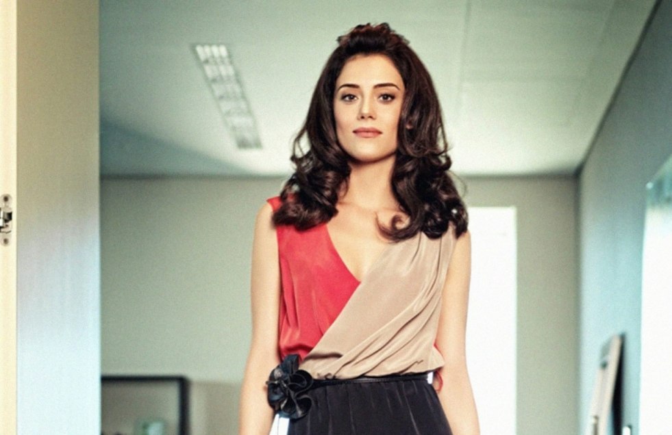 Aishe Chigdem Battur Movies