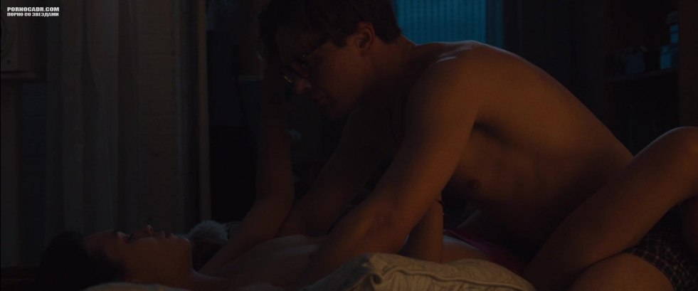 Astrid Bezere Frisbee Intimate Photos