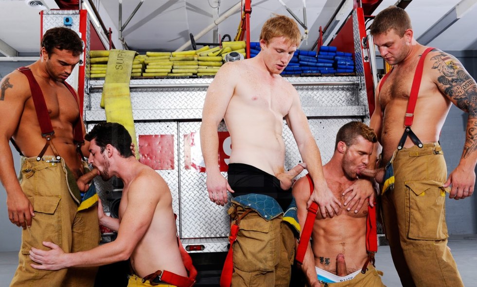 Fuck blondes in military uniform