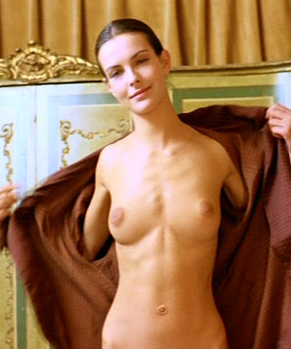 Actress Carole Bouquet nude
