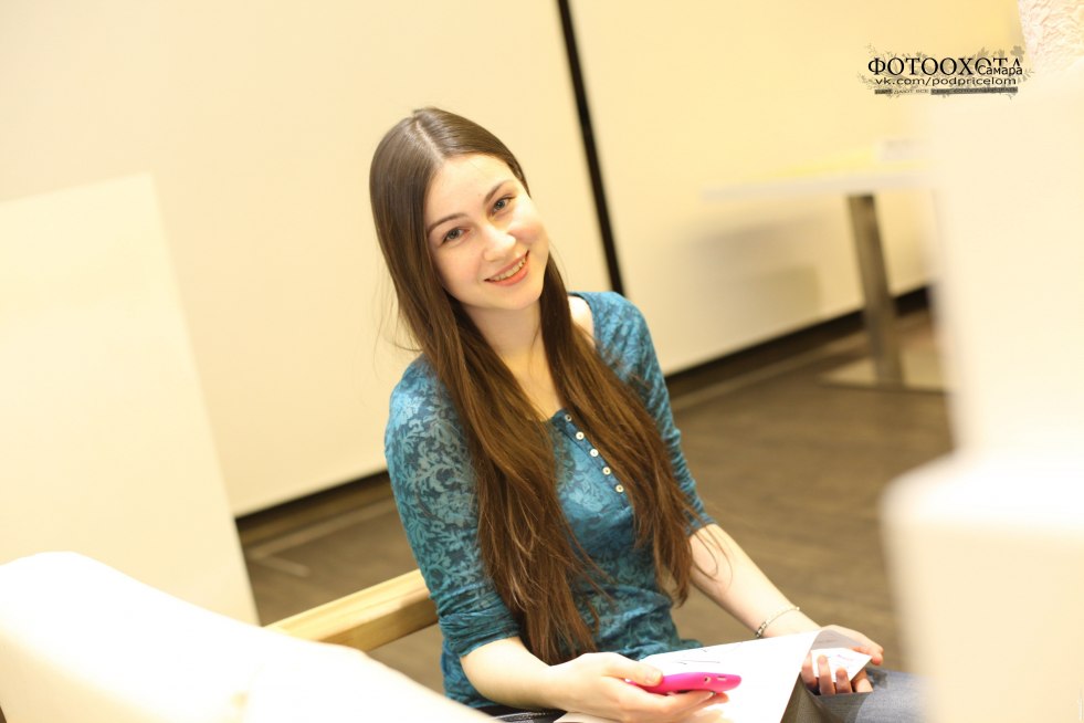 Camilla Harisova legs