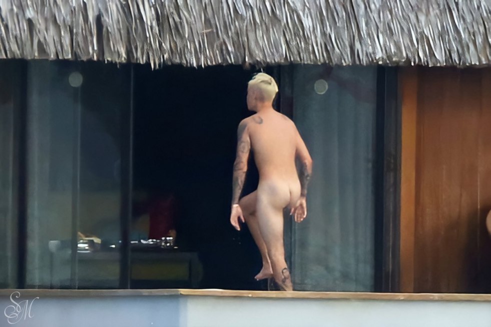 Naked Justin Bieber at 14