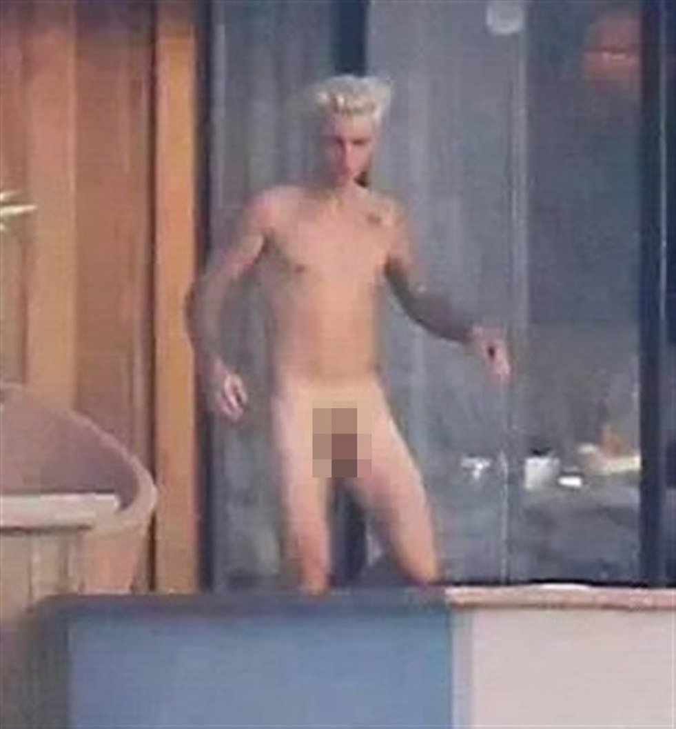 Justin Bieber naked