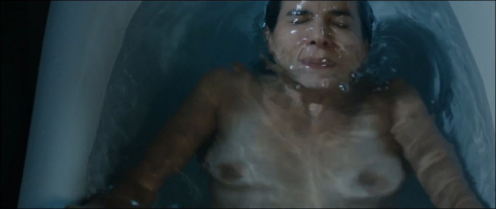 Patricia Velasquez topless