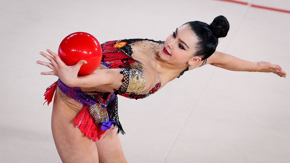 Rhythmic gymnastics confused