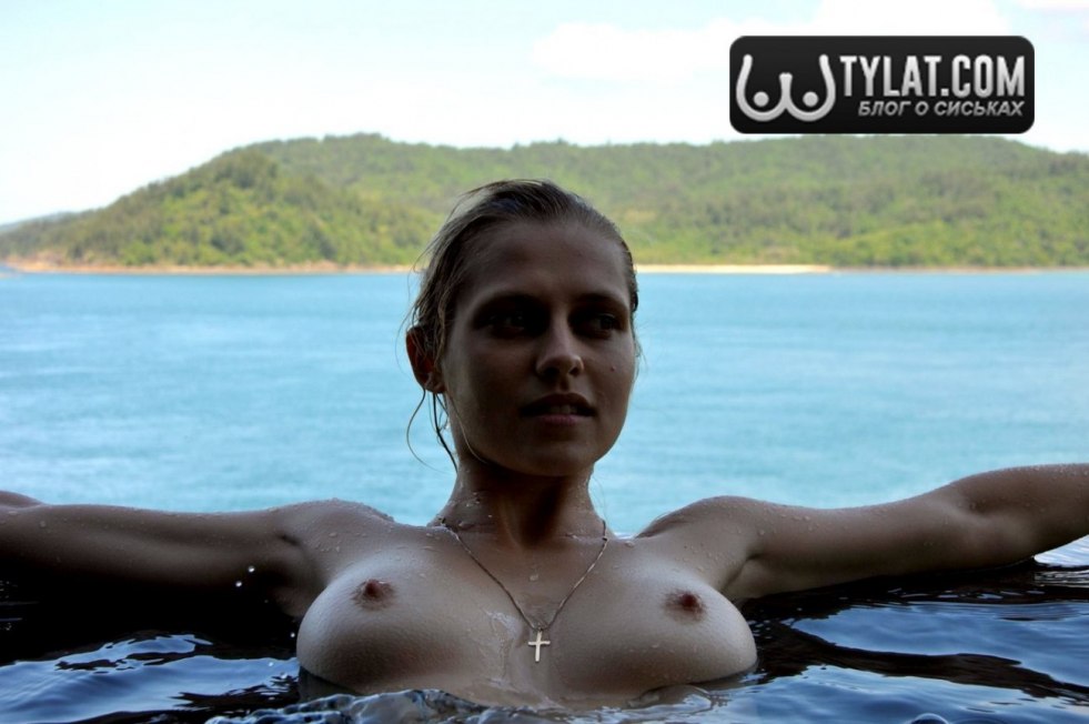 Teresa Palmer Naked Breast