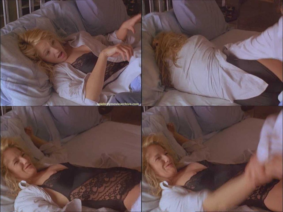 Barkin Ellen in bedside scenes