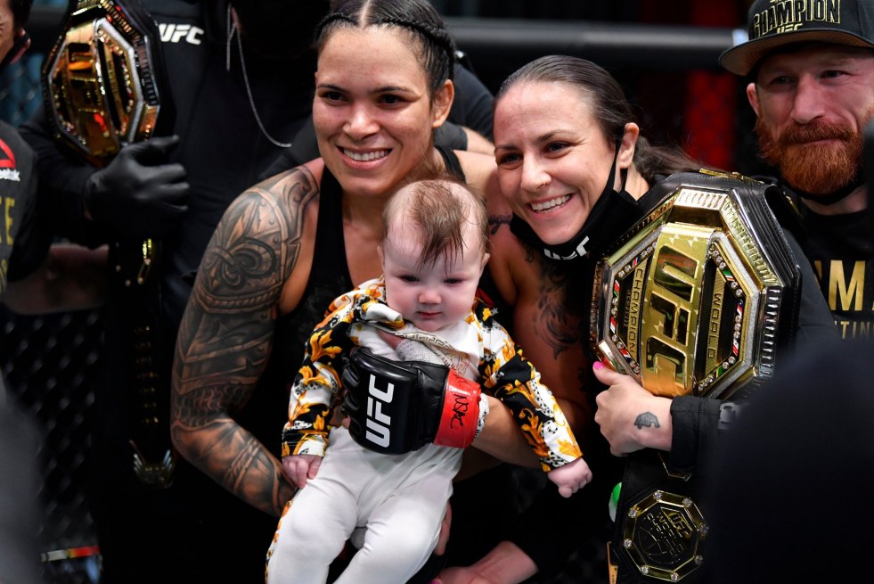 Amanda Nunese in a swimsuit