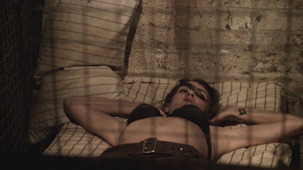 Tanitis Phoenix Deadly Race Tits