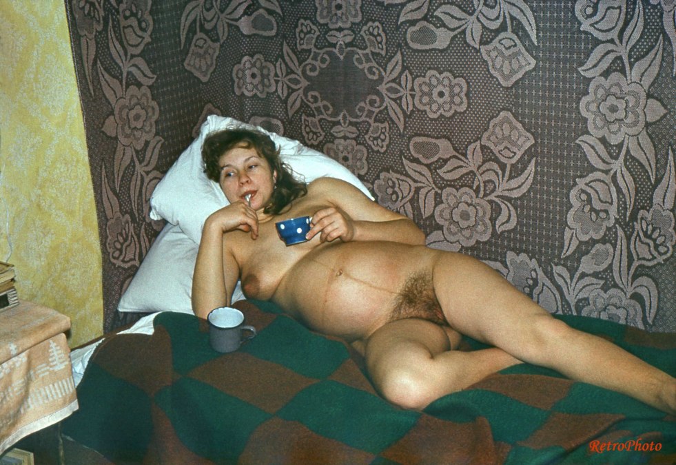 German gangbang in the bath retro