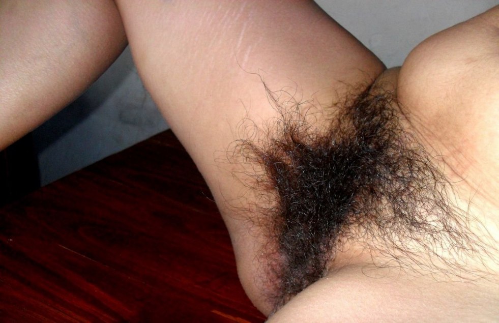 The most hairy women's pubis