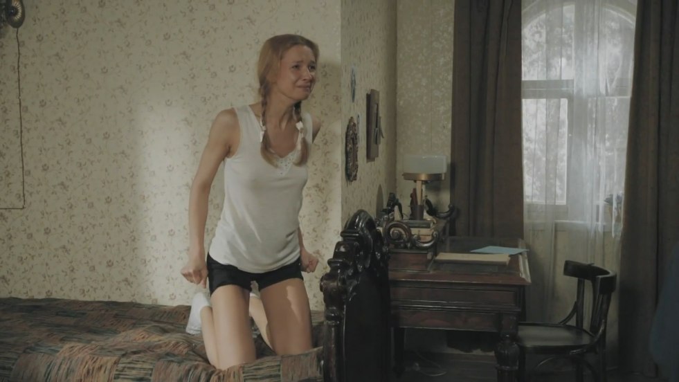 Daria Baranova House with lilies