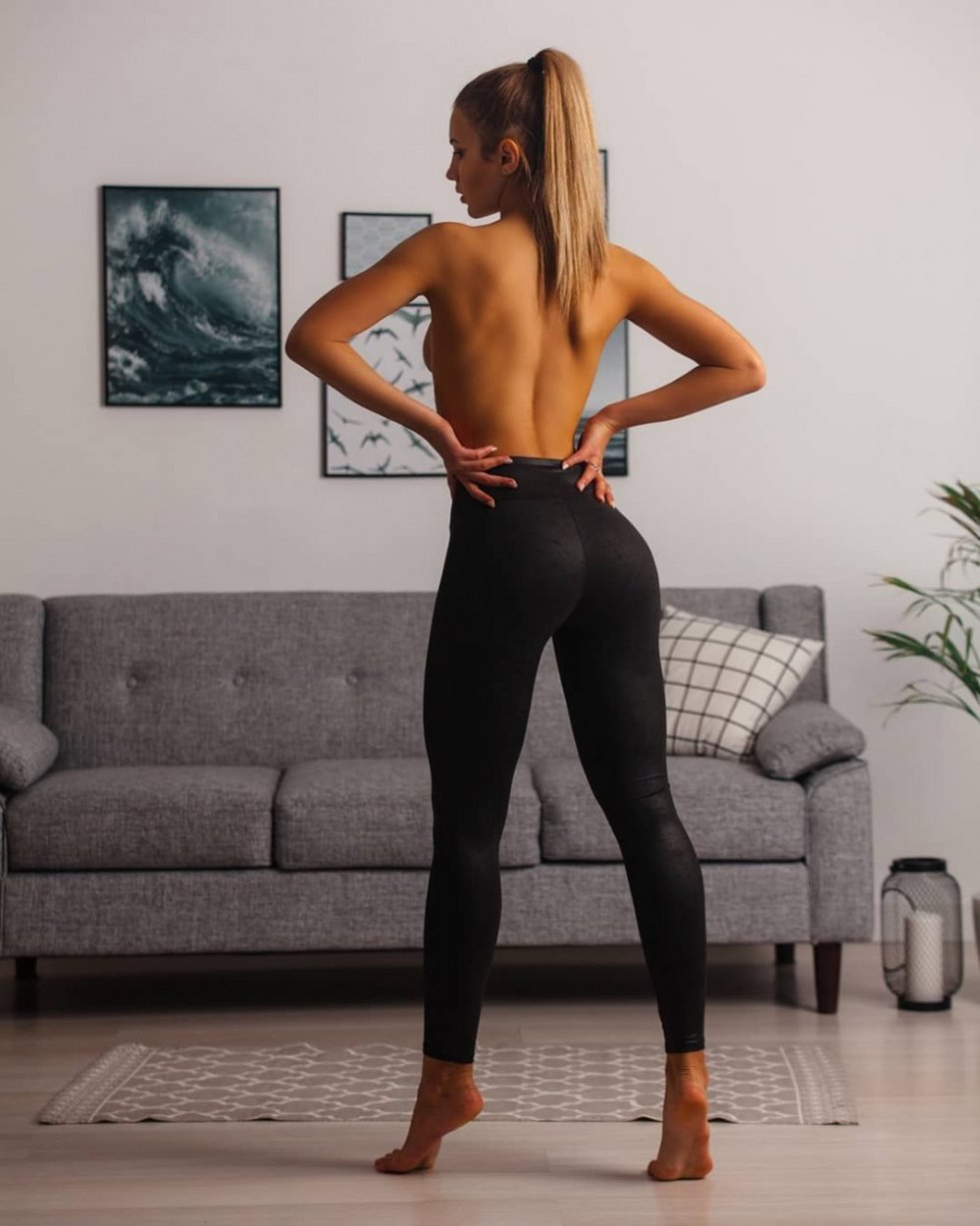 Nude girl in tight pants