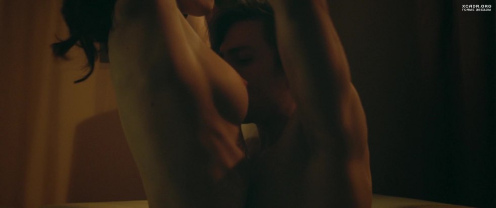 Julianna Mikhnevich Nova