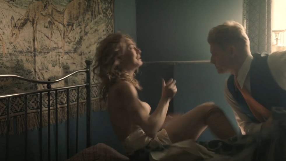 Maria Lisovaya per hour before dawn