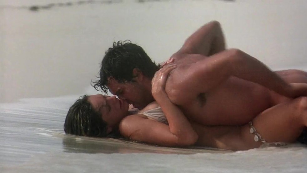 Kelly Brooke Three on the island naked