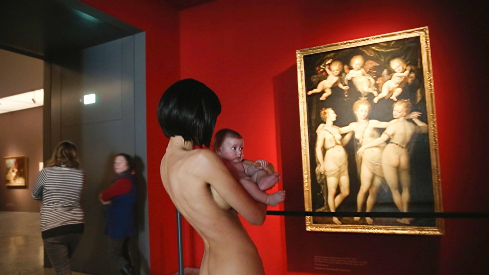 Erotic photo session in the museum