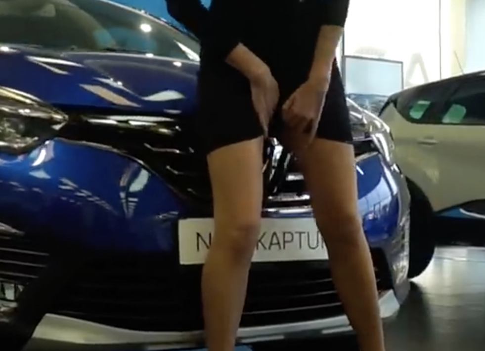 Girls Pikaper lesbians