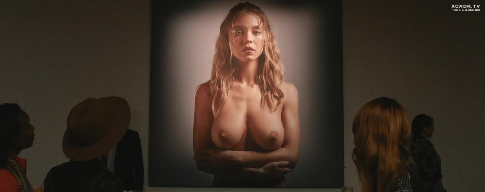 Sydney Suine Tits Euphoria