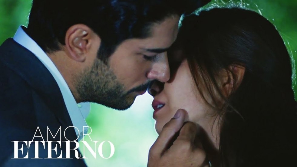 Nesalihan Athagul Kiss