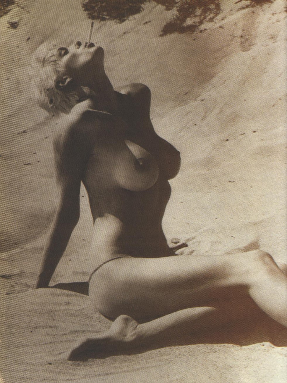 Women Island 79 Naked Bridget