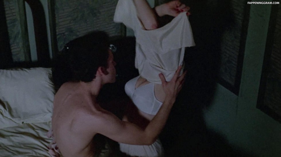 Helen Hunt Surrogate Naked