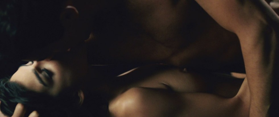 Actress Clara Lago Semis