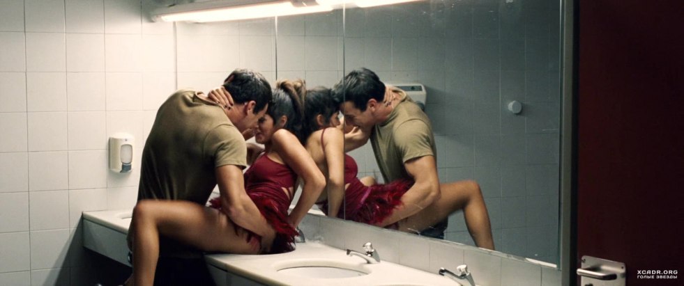 Clara Lago three meters sex