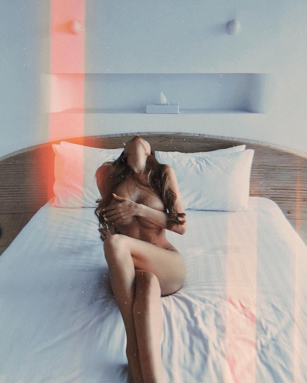 Lilia Ermak Topless