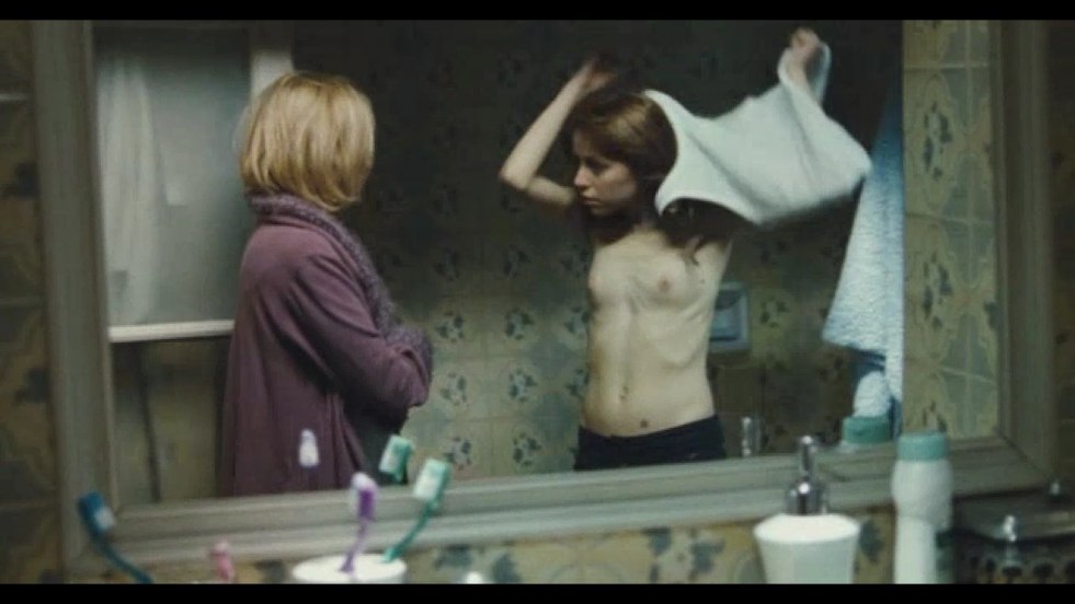 Power in the night city of Sakai Tire All erotic scenes