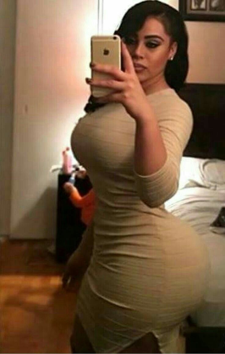 Arab girls with big pops