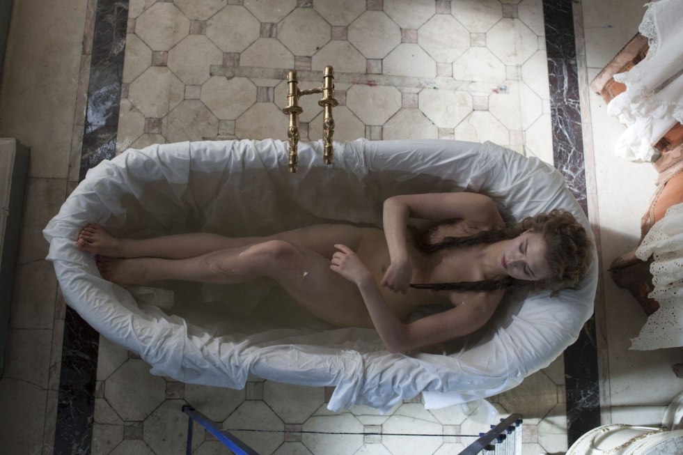 Taisiya Vilkova Gogol Bed scene