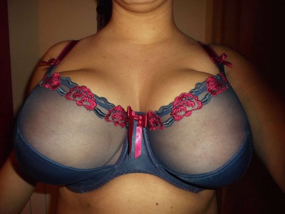 Big tits in a private bra