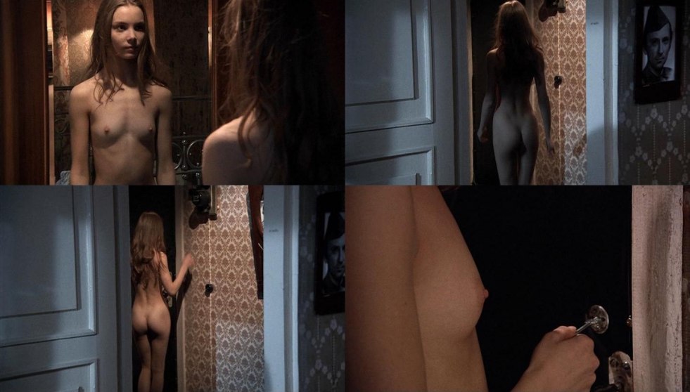 Anna Zhimskaya in the movie Monamour